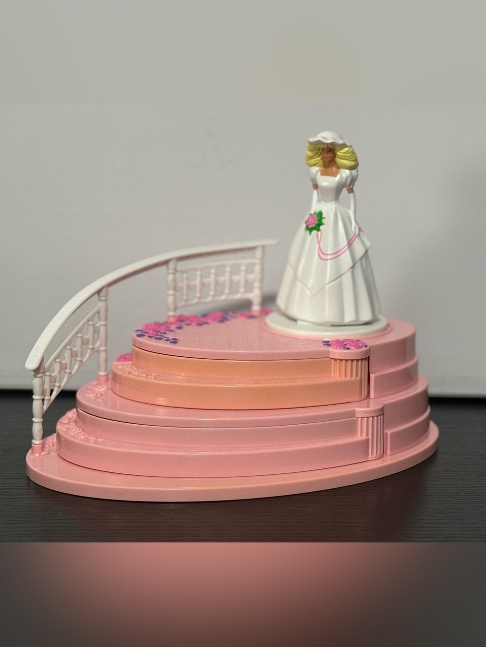 Vintage 1990 Mattel ‘Barbie’ Musical Jewelry Box by Arco (Works!)